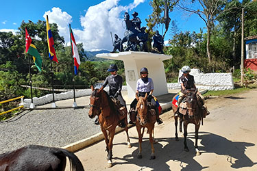 Voyage &agrave; cheval en Equateur - Randonn&eacute;e &eacute;questre organis&eacute;e par Randocheval
