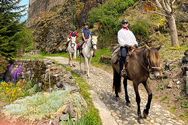 franchissement de la loire a cheval randonnee equestre auvergne